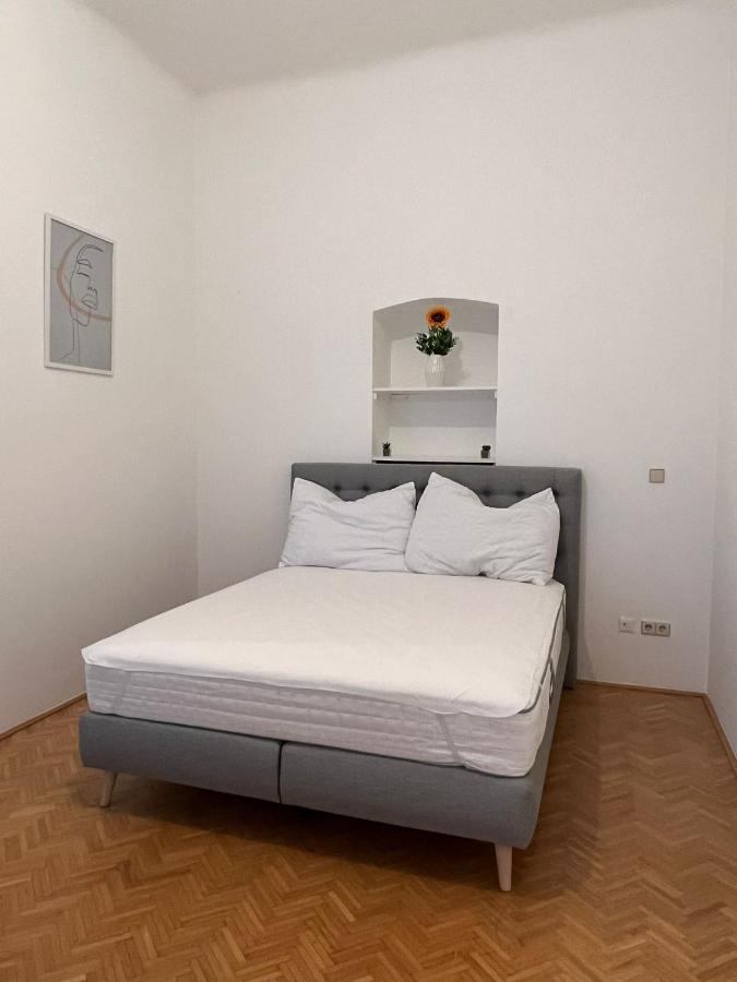 Apartment Alpa 2 In Rochusmarkt *