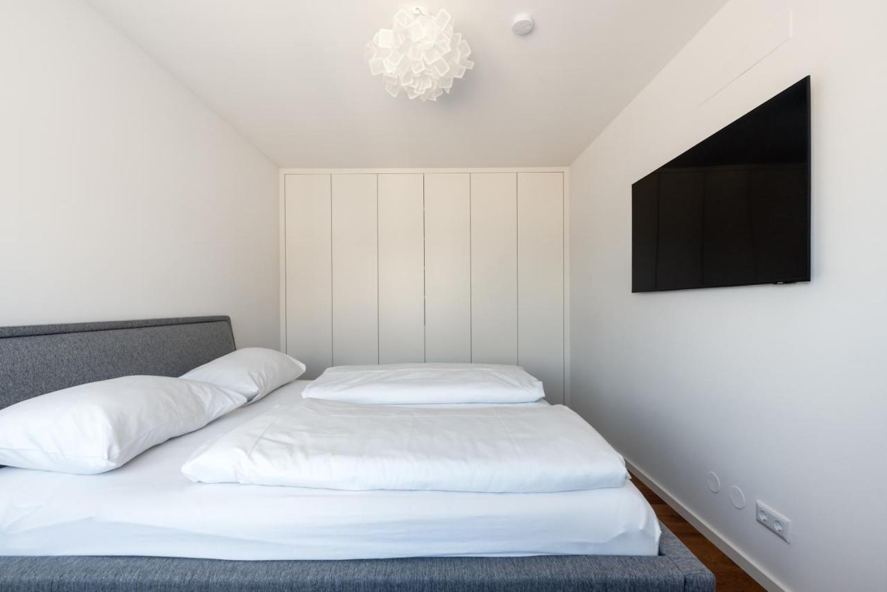 Stylisches In Zentraler Gruenruhelage Mit Garagenplatz Appartamento