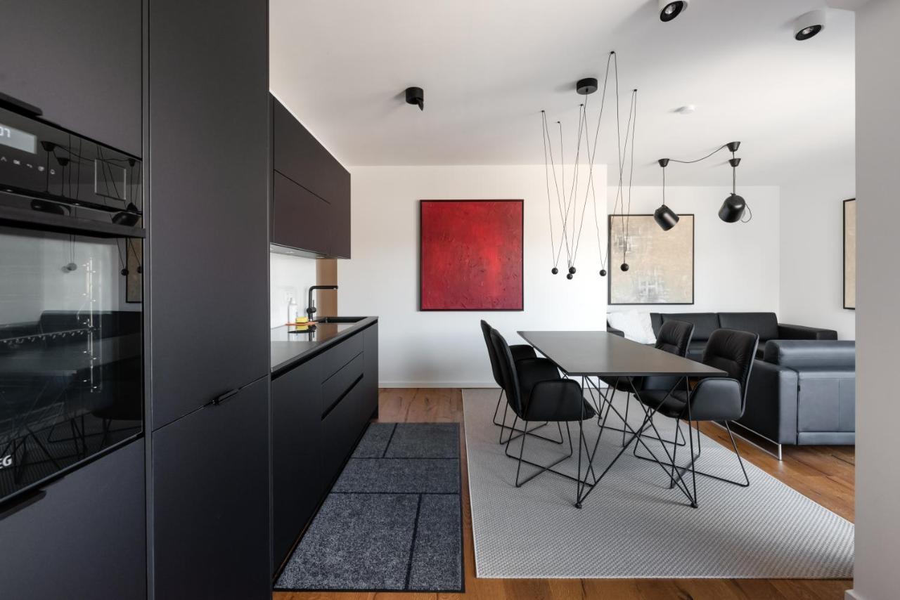 Stylisches In Zentraler Gruenruhelage Mit Garagenplatz Appartamento