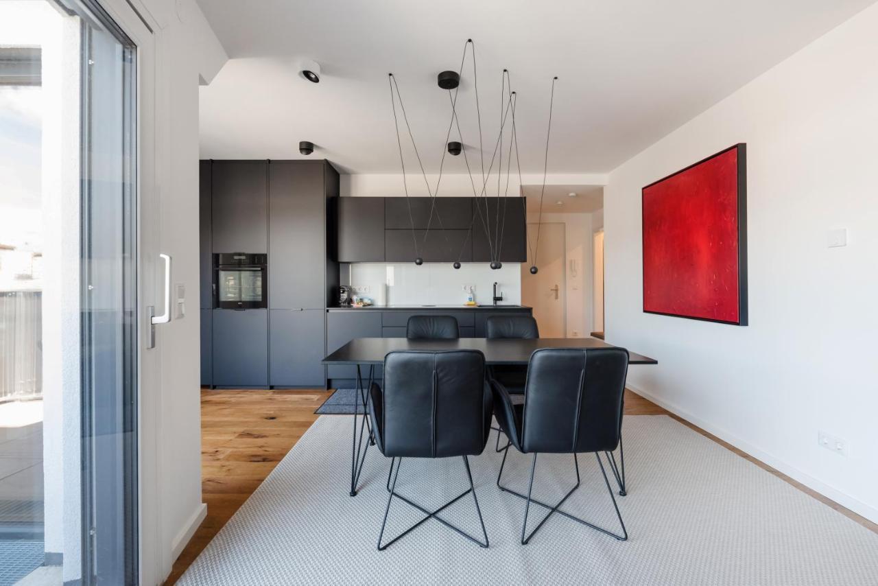 Stylisches In Zentraler Gruenruhelage Mit Garagenplatz