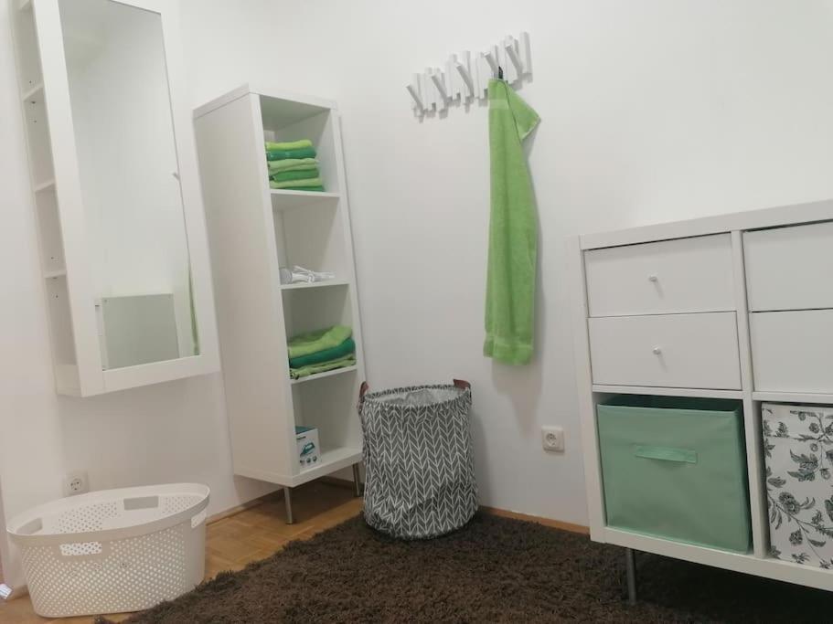 Wundervolle Familienwohnung Nahe Schonbrunn Appartamento *