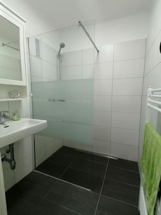 Wundervolle Familienwohnung Nahe Schonbrunn Appartamento *