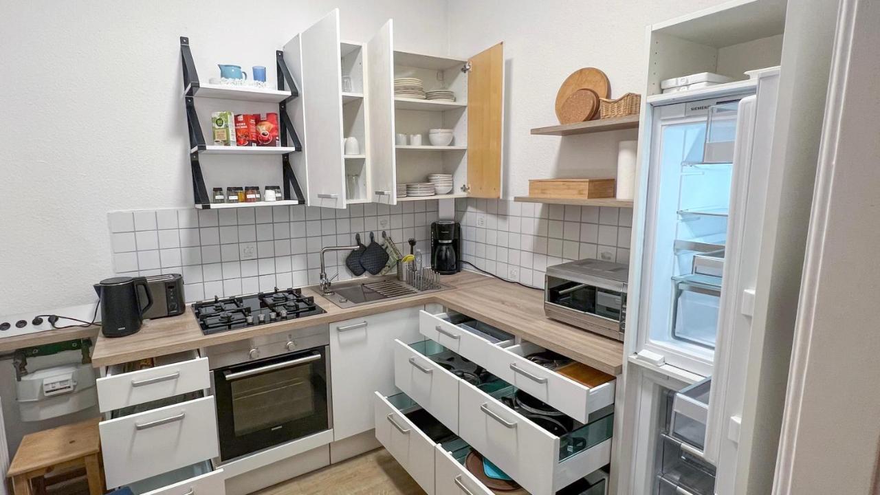 Heart Of City For 4-6 Apartment *