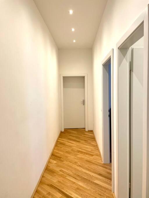 Brand New & Spacious In The Centre * Vienna