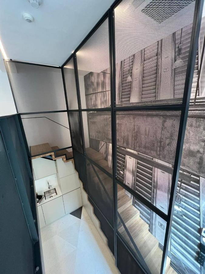 Fesh Lofts *