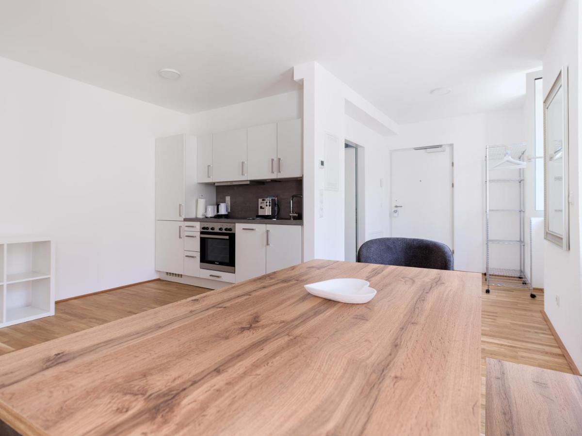 Next To Schoenbrunnpalace Close To Public Transport - Myschoenbrunn Apartment