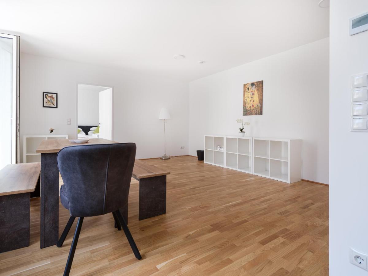 Next To Schoenbrunnpalace Close To Public Transport - Myschoenbrunn Apartment *