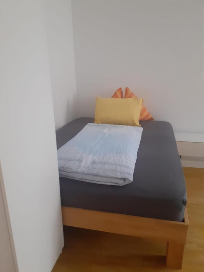 Your Sunny Away From Apartamento Viena