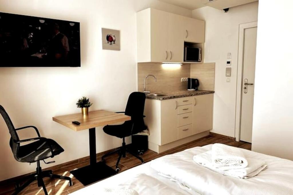 Ajo Vetmed - Contactless Check-in Apartment