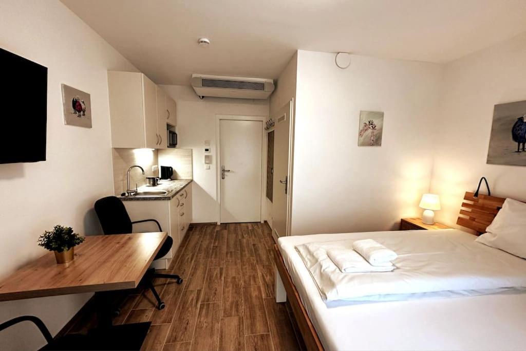 Ajo Vetmed - Contactless Check-in Apartment