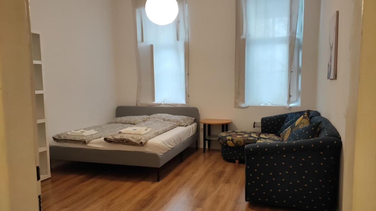 Cozynite Premium Hauptbahnhof 1+2 Apartment *
