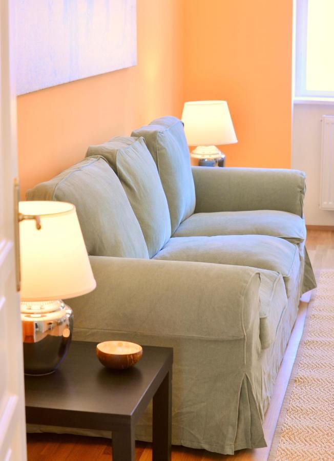 Spacious And Comfy With 3 Bedrooms Appartamento *