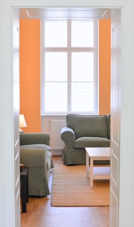 Spacious And Comfy With 3 Bedrooms Appartamento