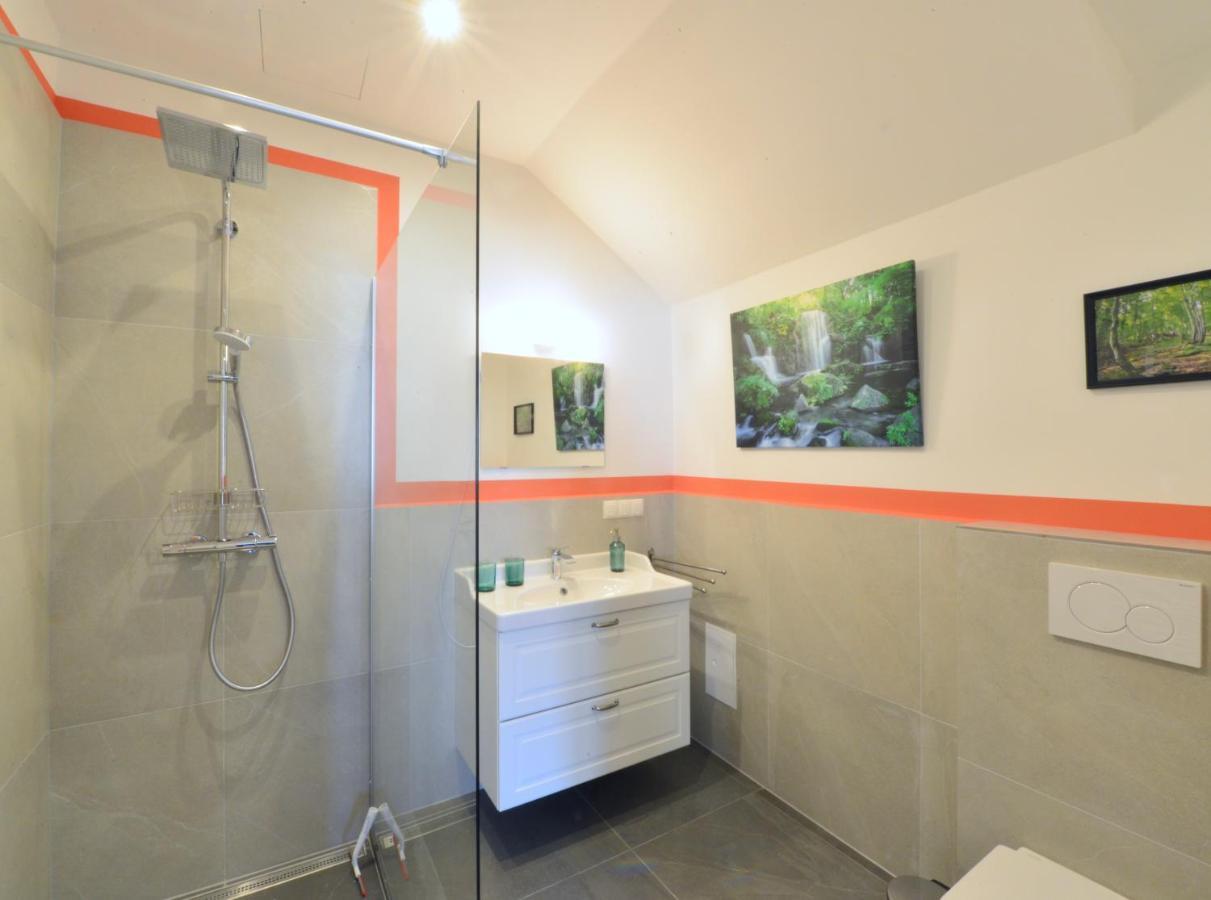 Spacious And Comfy With 3 Bedrooms Appartamento *