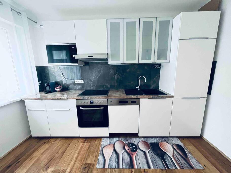 Apartment An Donau Vienna