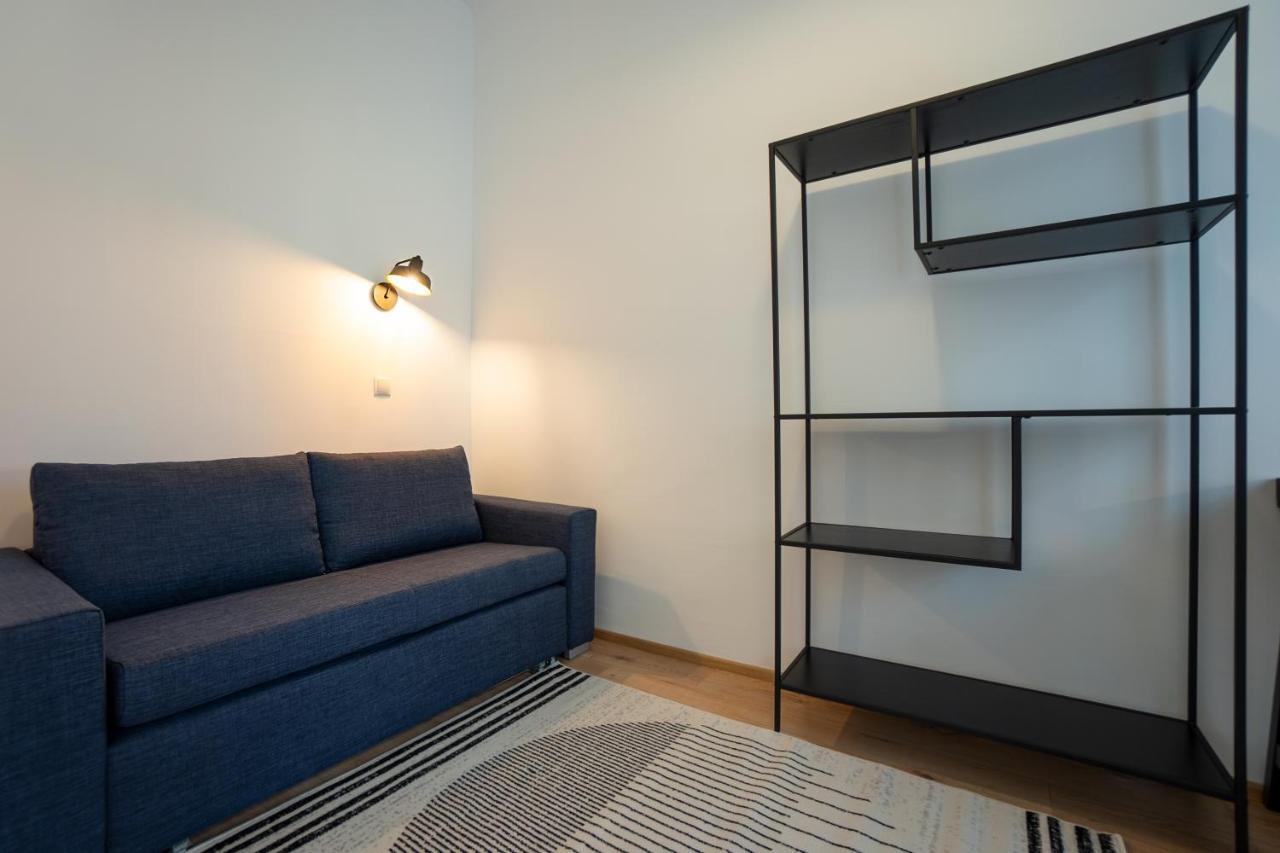 2-rooms 10 Min Away From Center * Viena
