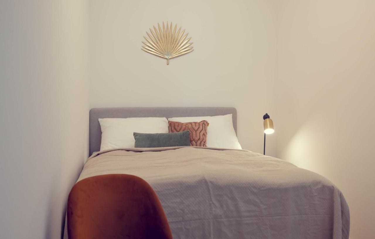 The 77 Marie Apartment *