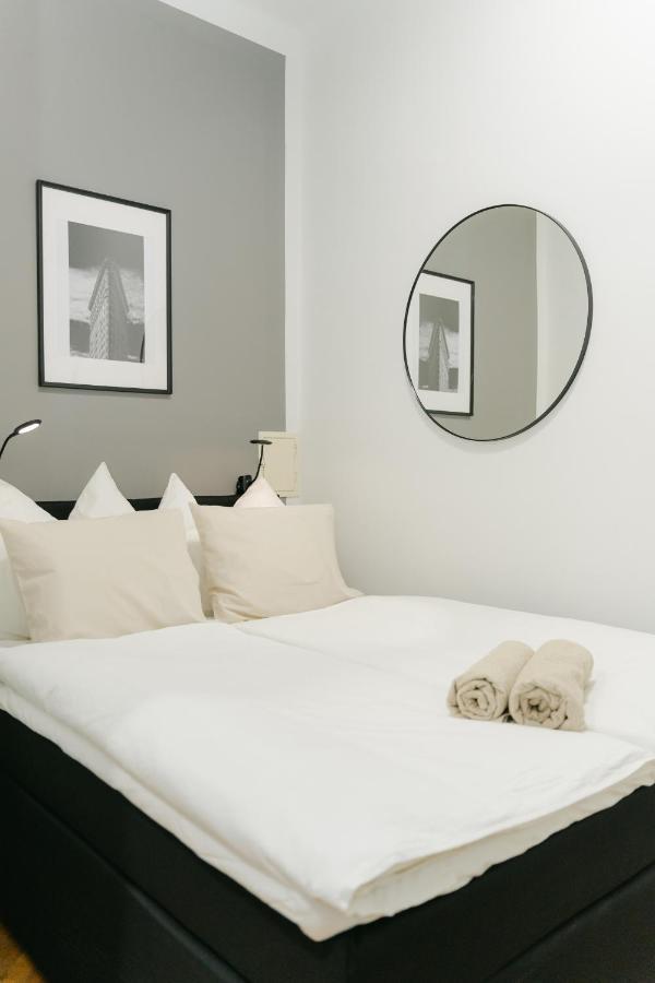 Cozy Perfect For 4-6 Tv Metro Self-checkin *