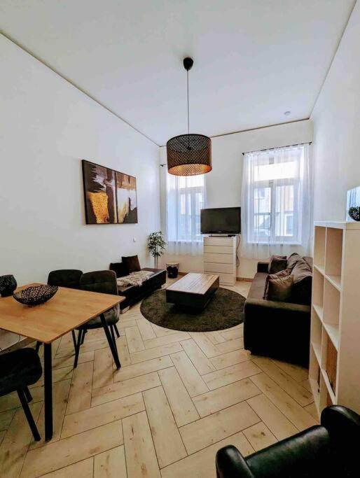 Apartment Luxury Cityapartment 2