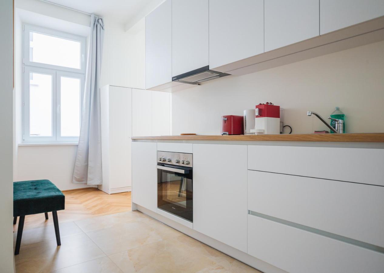 Brand Cozy Viena