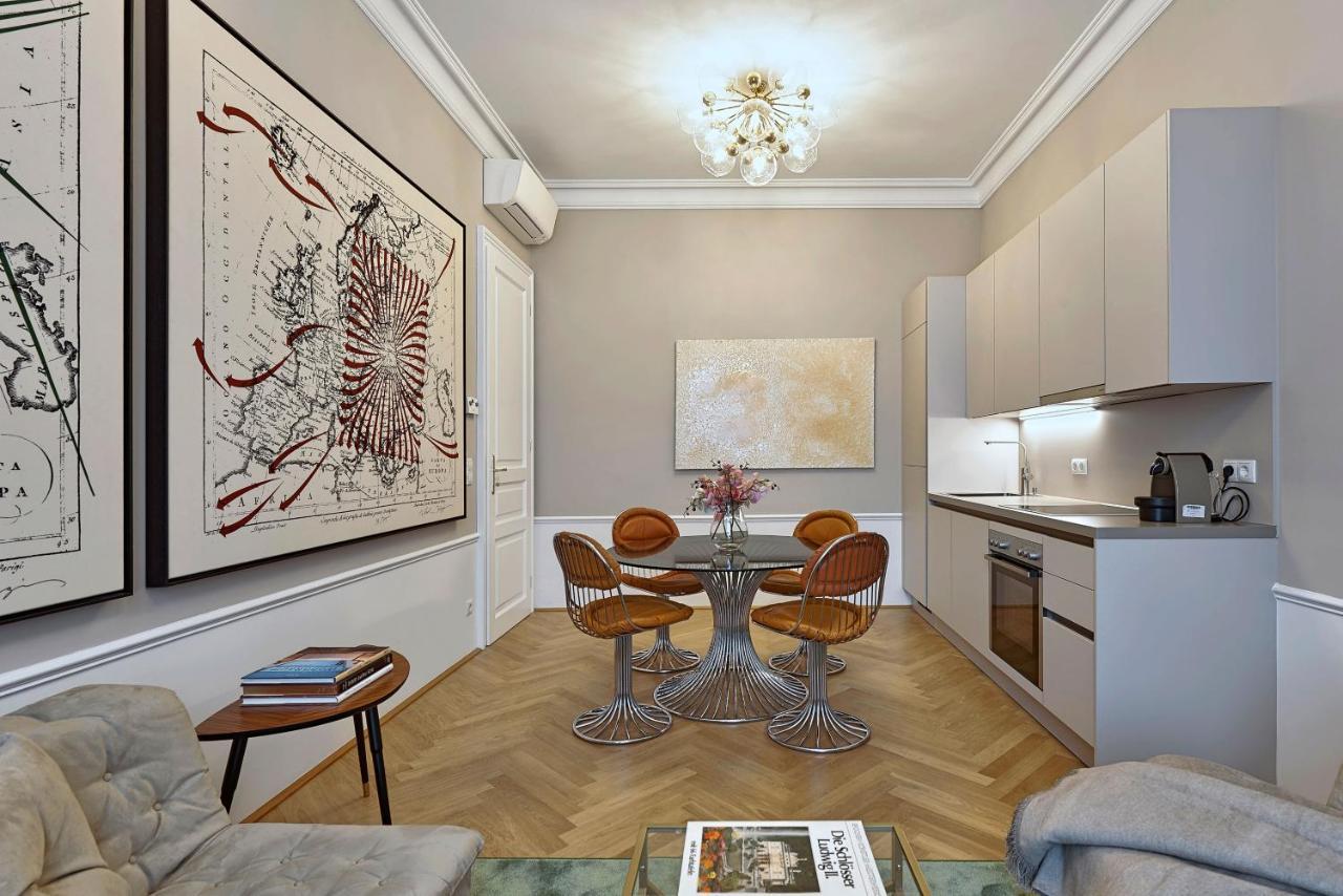 Theobaldgasse - Exclusive Opportunity Since Construction Close By Apartment Vienna