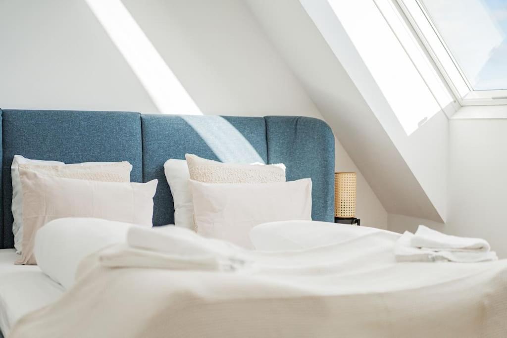Apartment Chic #20 *