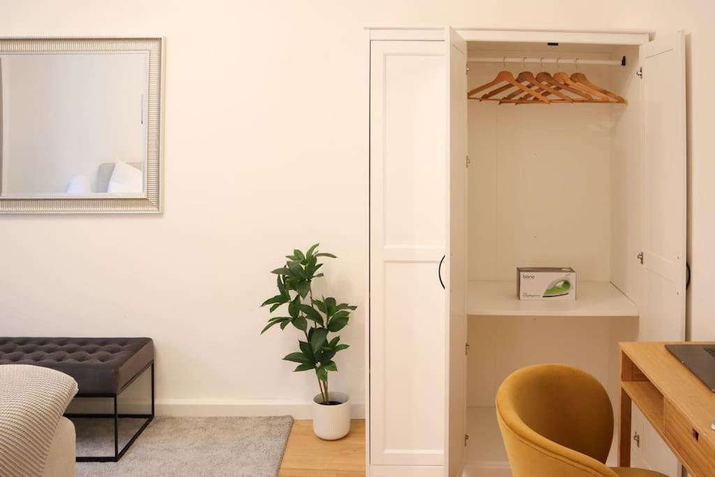 Charming, Modern & Spacious Apartment