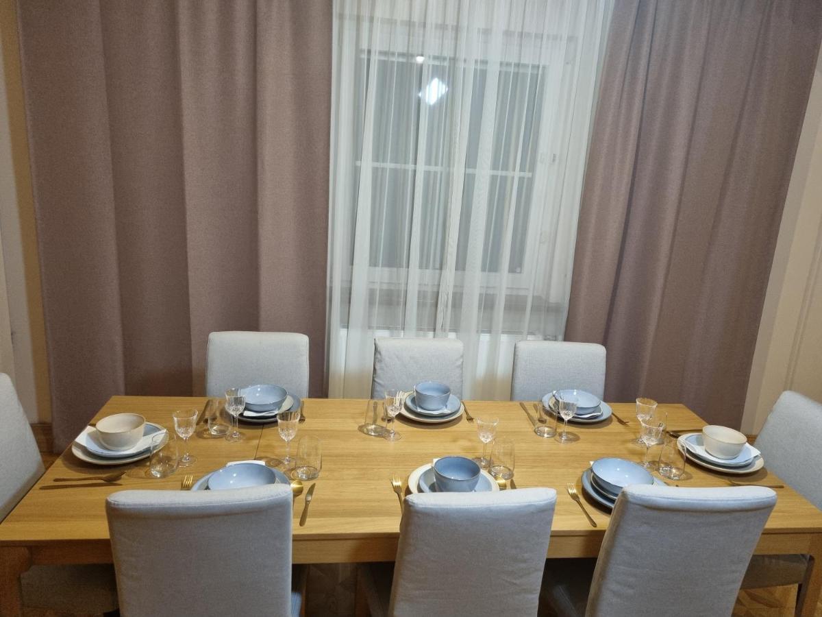 Villa With Private Sauna And Jacuzzi, 8 Min From Schloss Schoebrunn Vienna