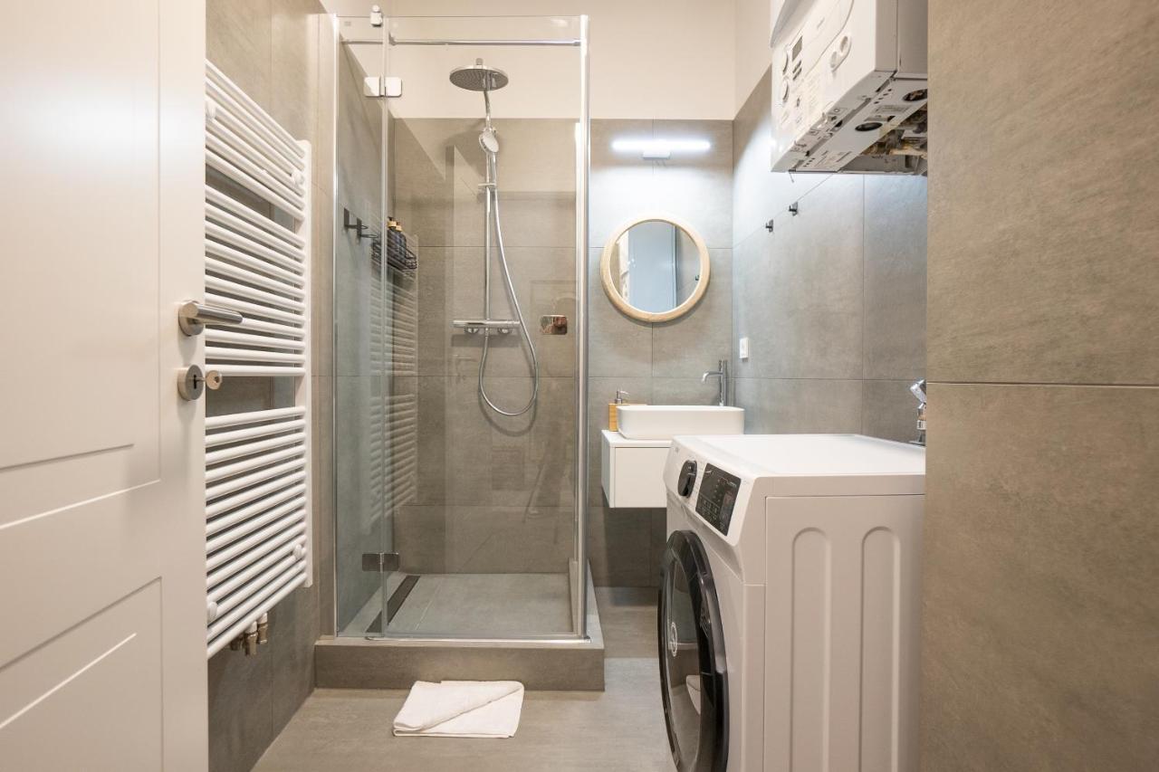 Brand-new 2-room In A Location