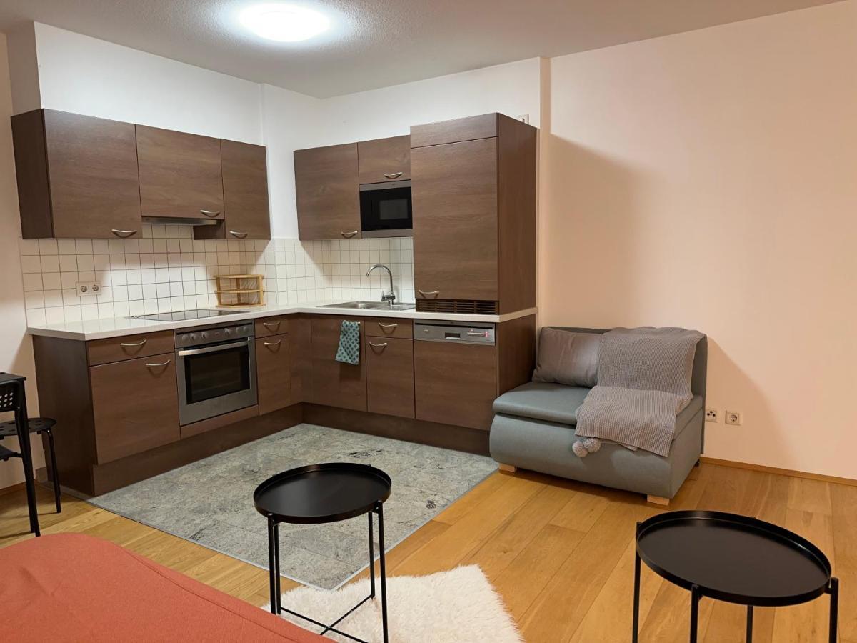 Apartment West2