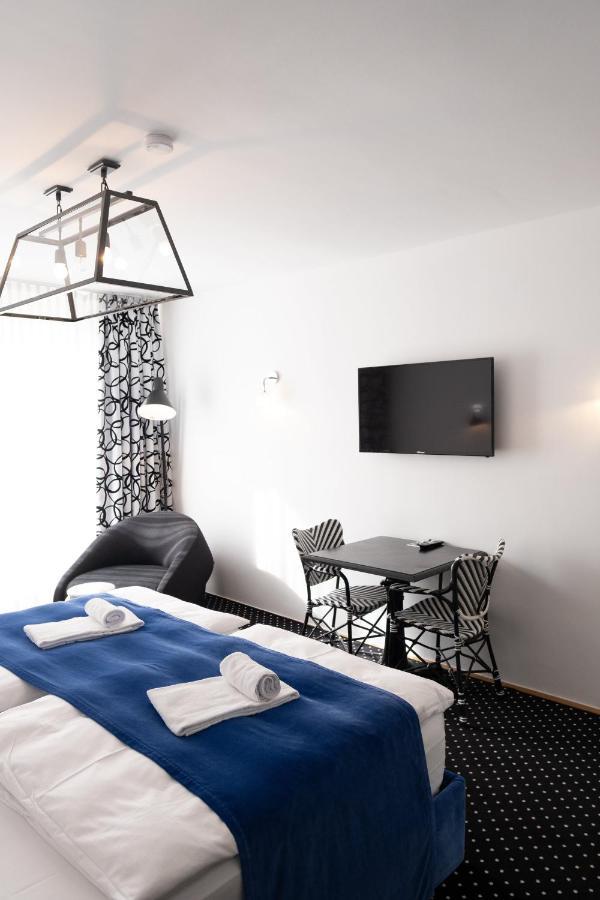 - Lugeck Apartment