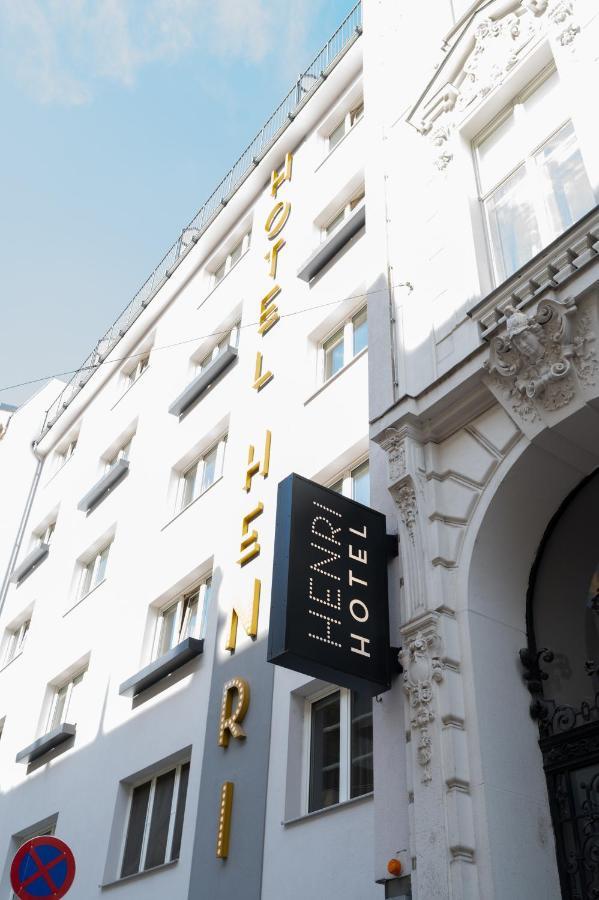 Henri Siebterbezirk Hotel 4*