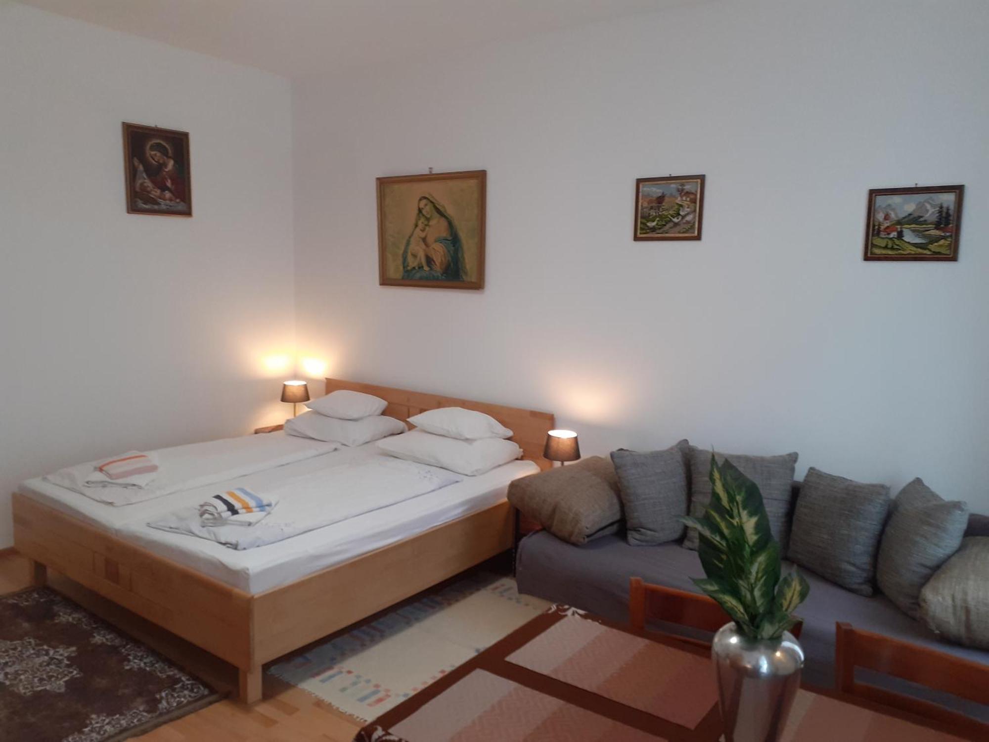 Happyhostel * Wien