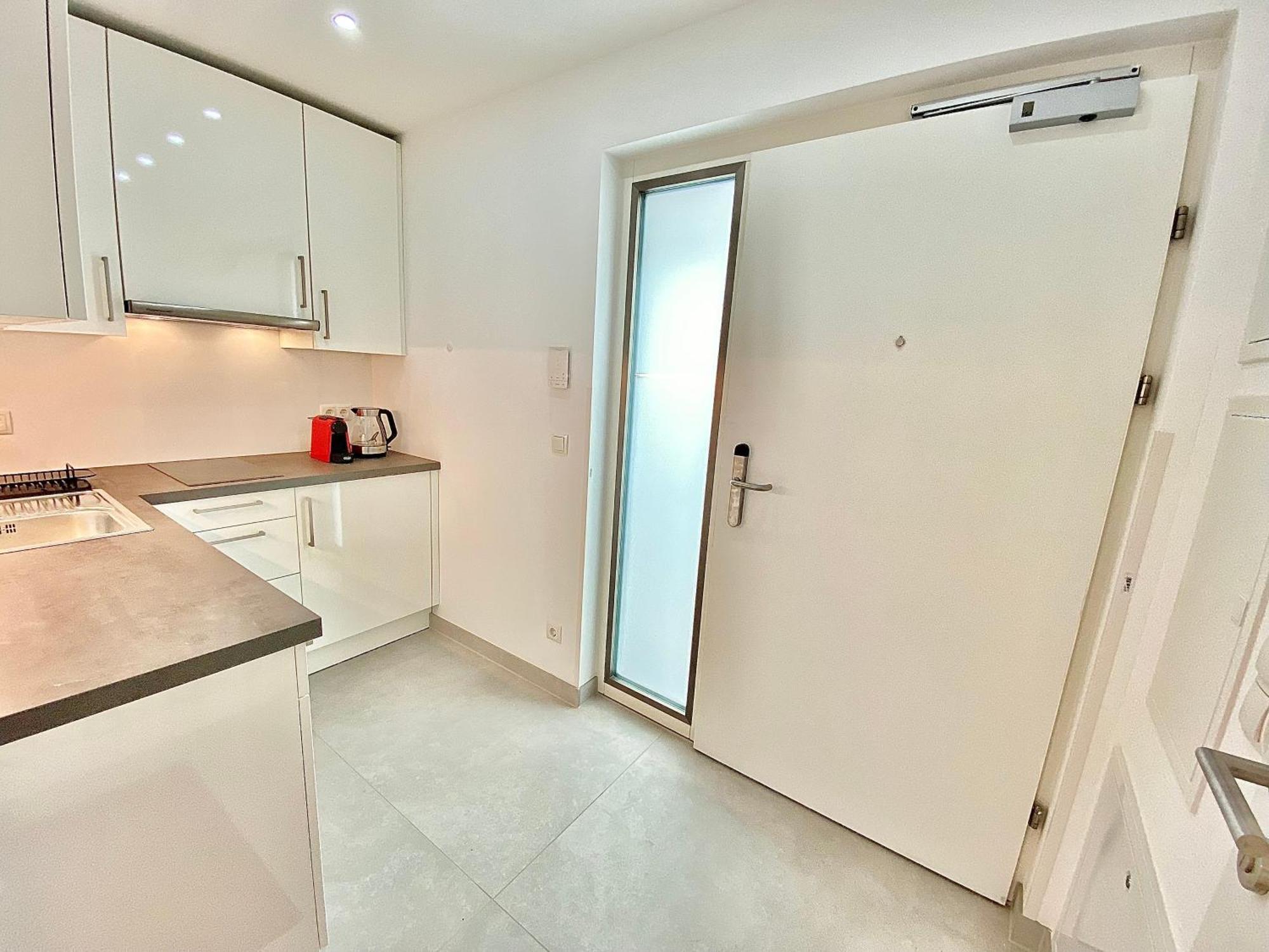 Apartment Steiner Residences Rembrandt *