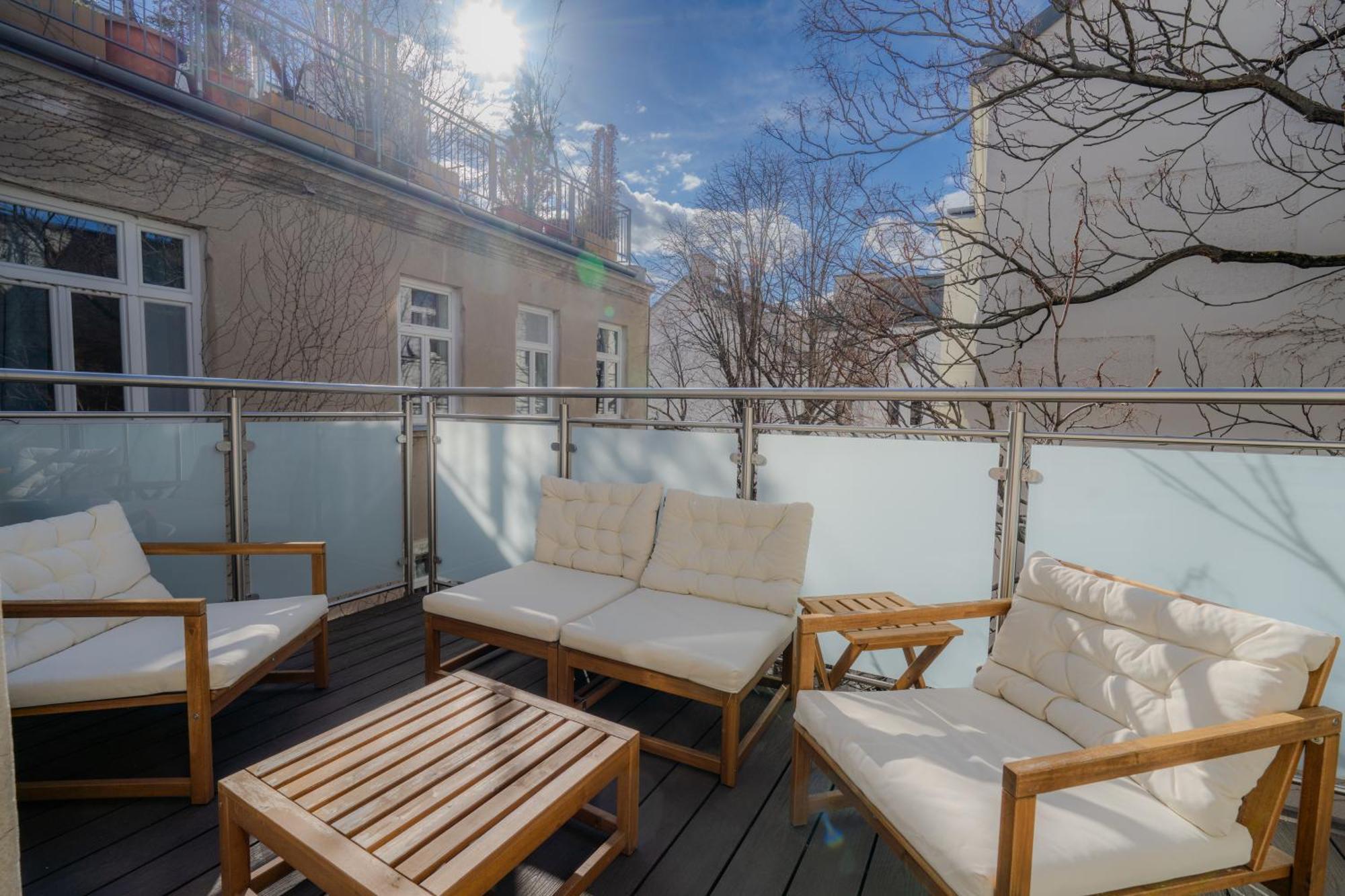 4ty3 - Spacious In The Heart Of The 8th District Is Calling Apartamento *