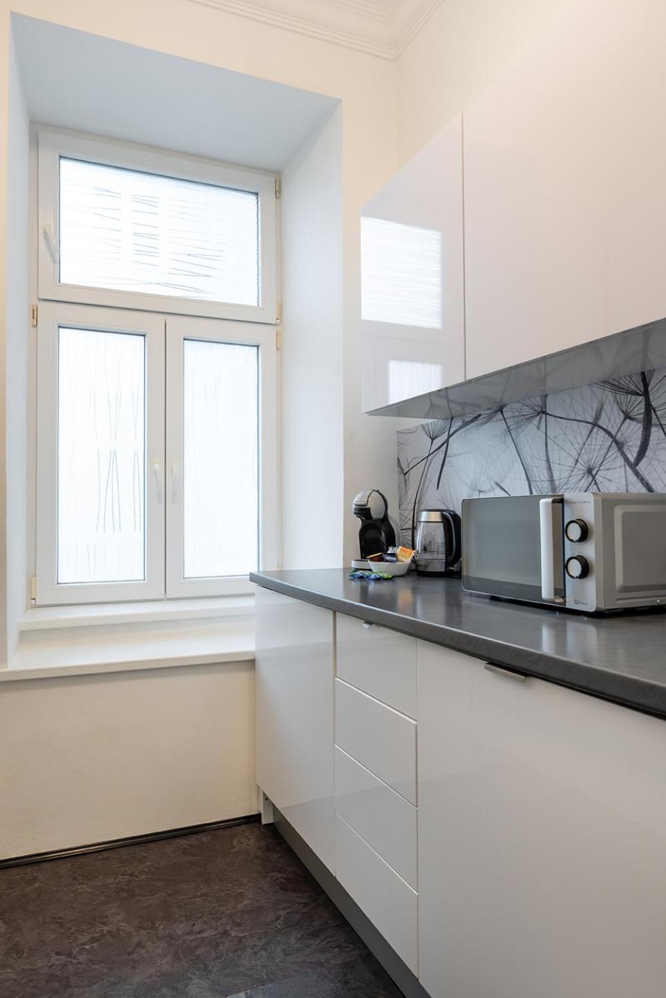 Neu, Renoviert Und Ruhig, 20 Minuten Ins Zentrum *