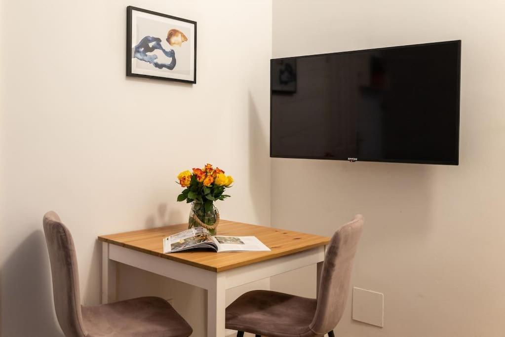 Compact Near Center By Hm Apartment Vienna
