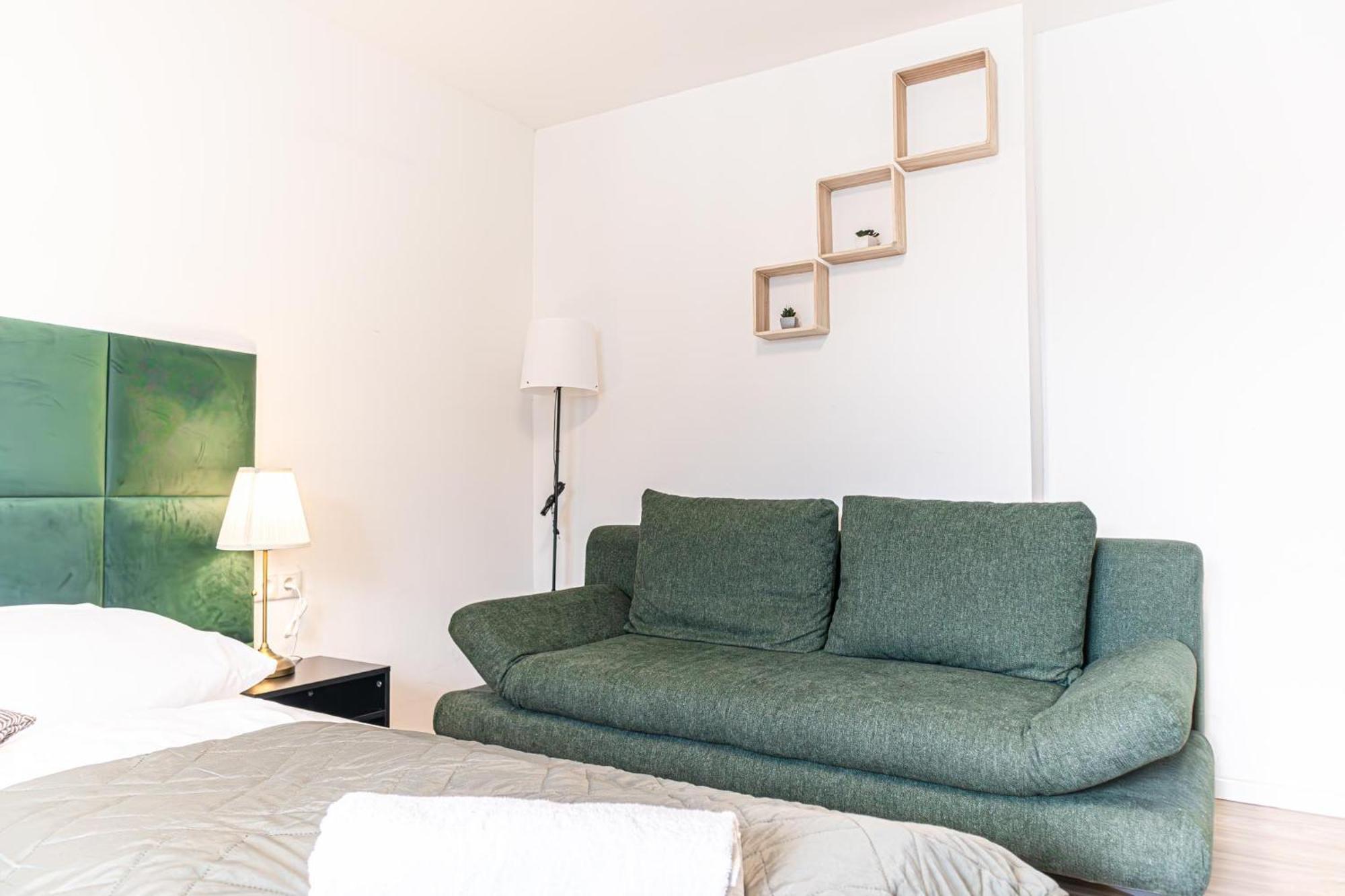 Convenient 2br Apt. Near U6 Station Am Schoepfwerk Apartamento *