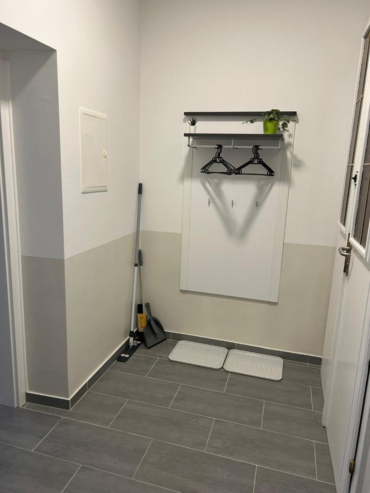 Apartment Paky 00209