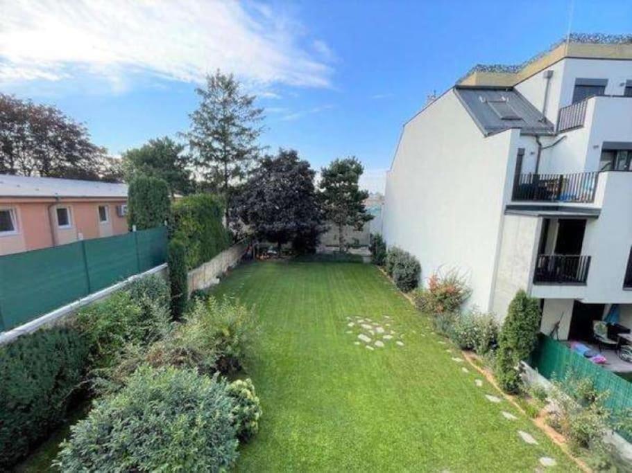 Apartment In With Garden Vienna