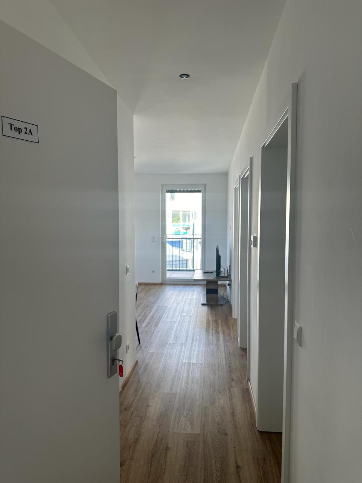 Neubauwohnung Gleich Bei Der Bushaltestelle - 2a Apartment