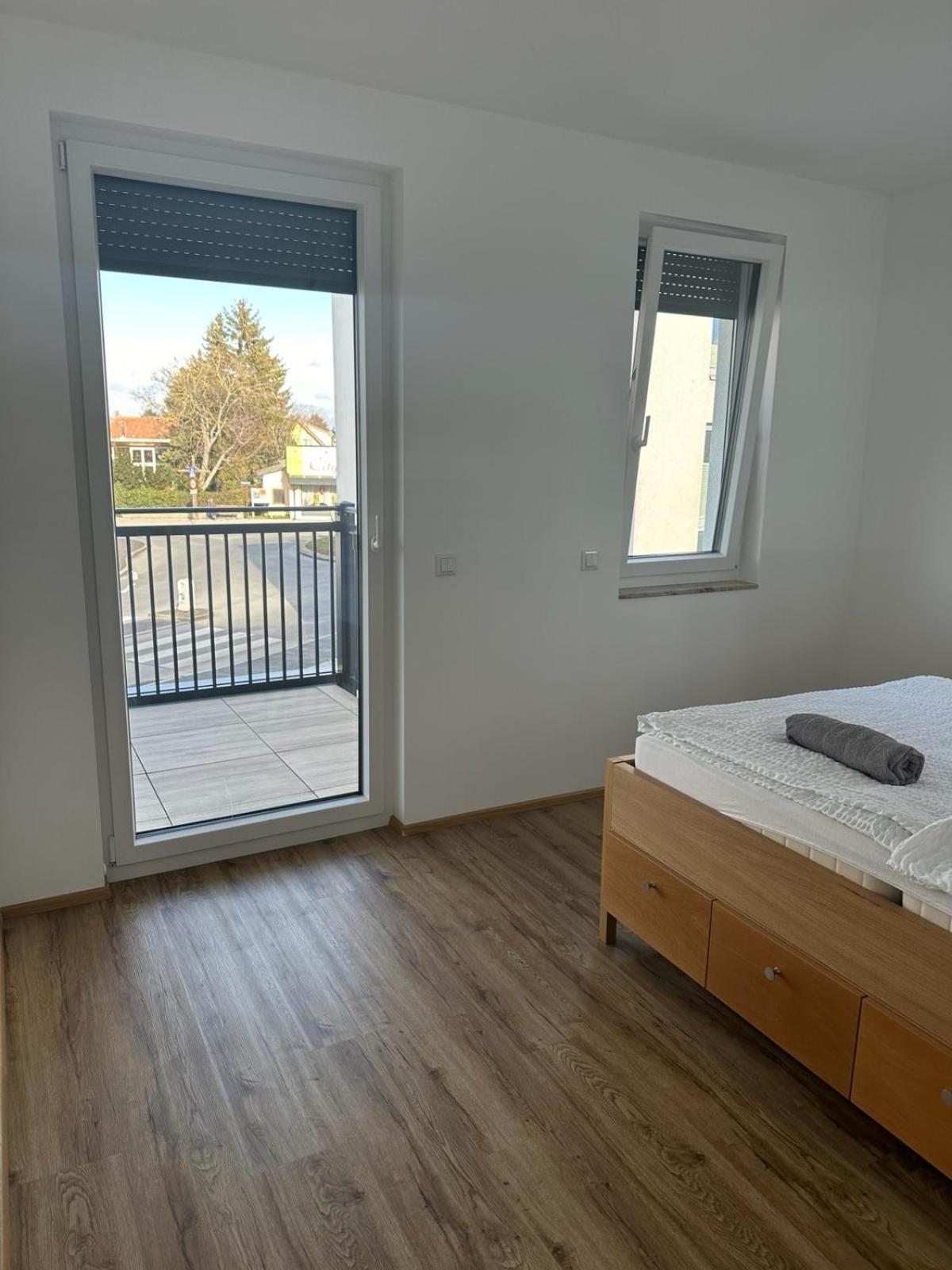 Neubauwohnung Gleich Bei Der Bushaltestelle - 2a