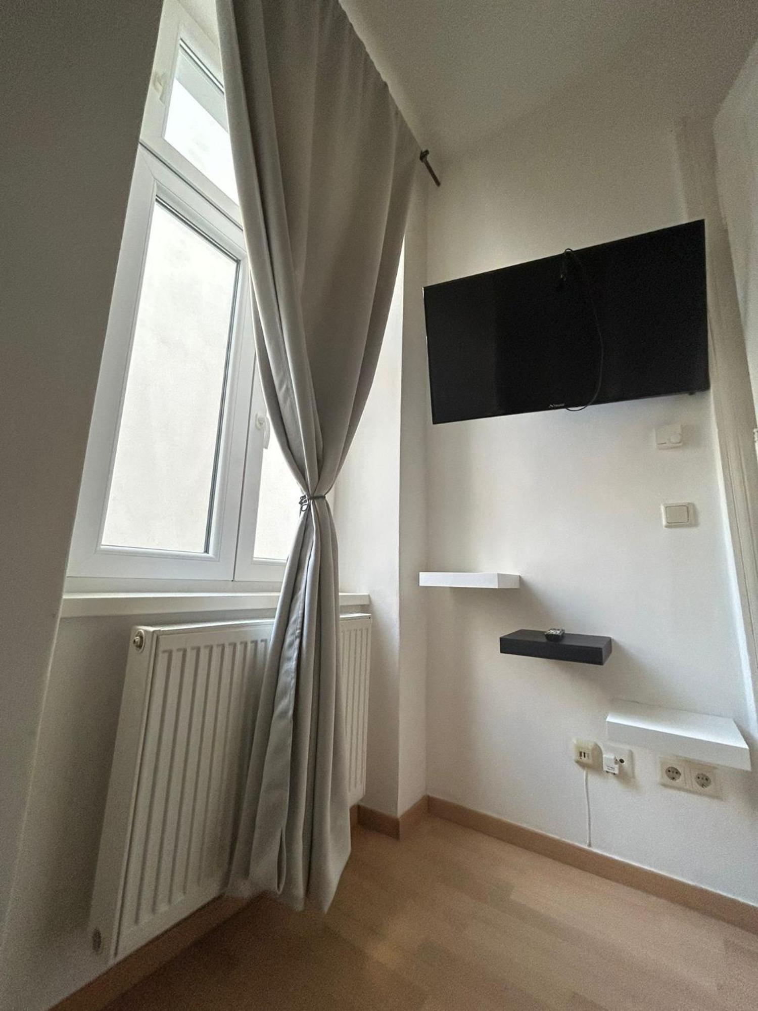 Elegance Gem With Free Parking And Fast Internet 250 Mbits *