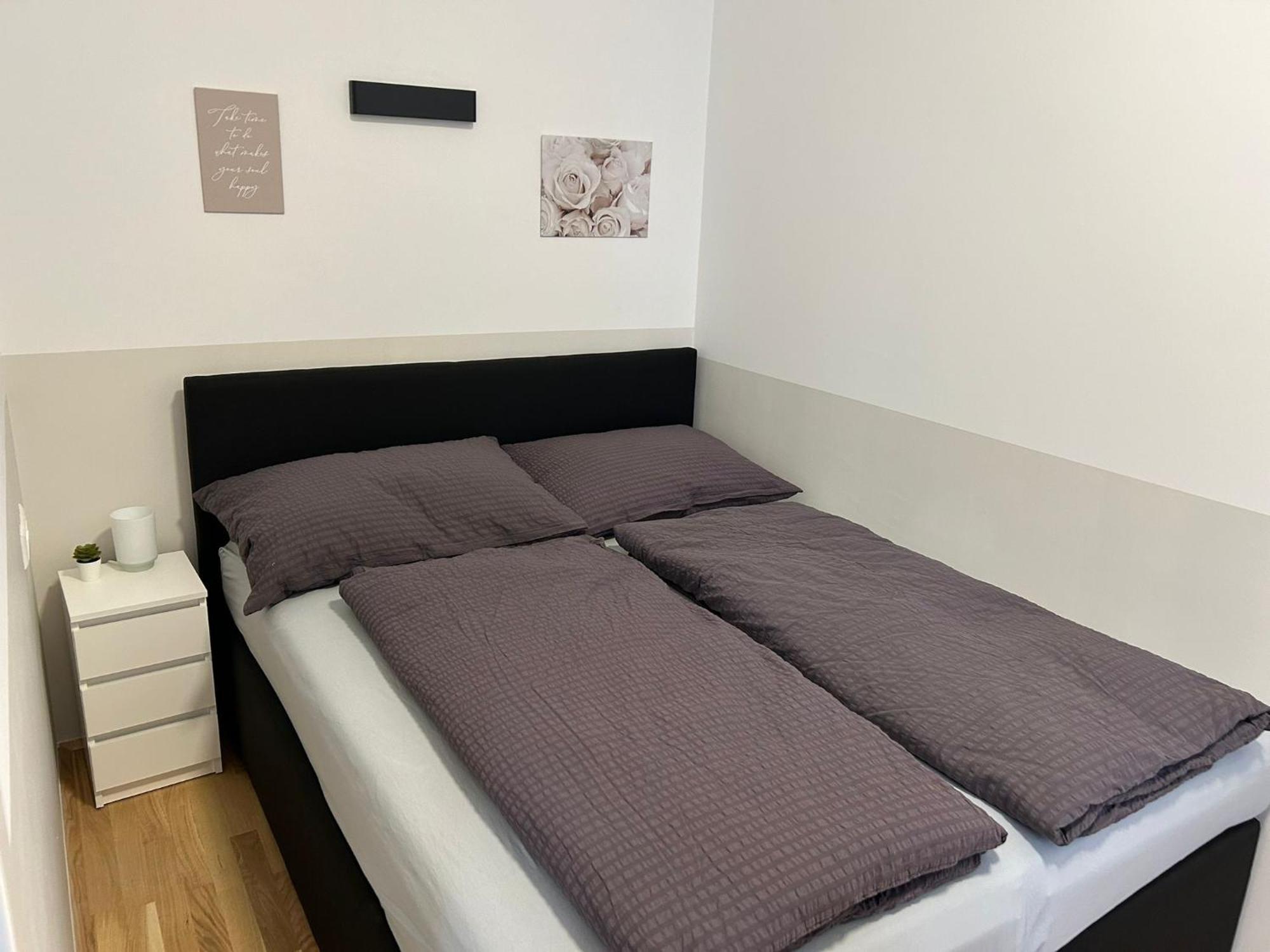 Paky 00209 Apartment *