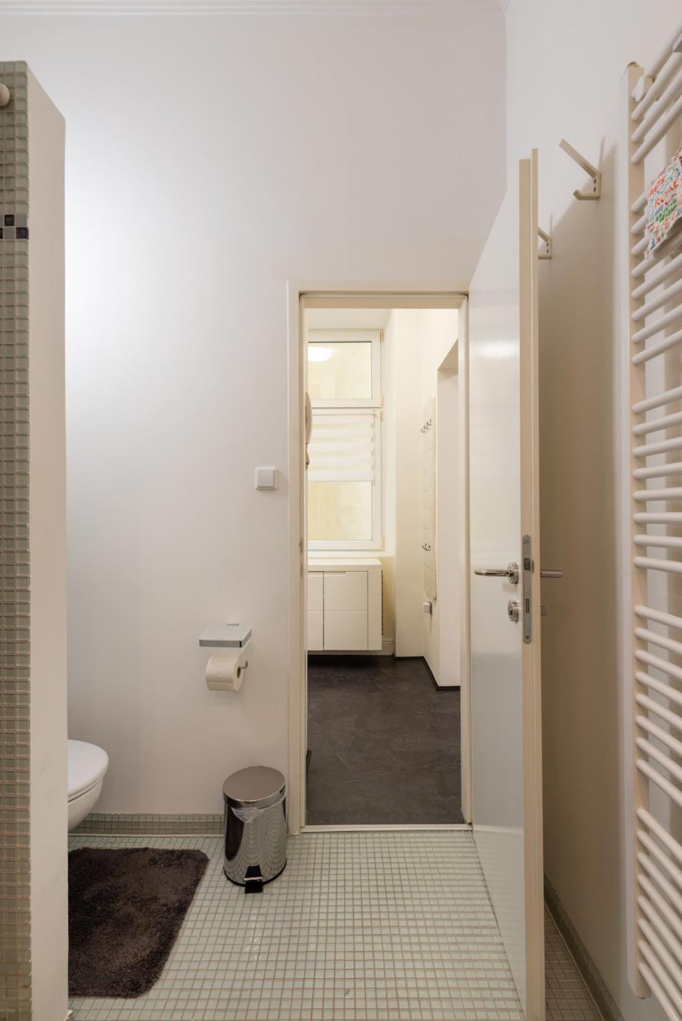 Apartment Neu, Renoviert Und Ruhig, 20 Minuten Ins Zentrum Vienna