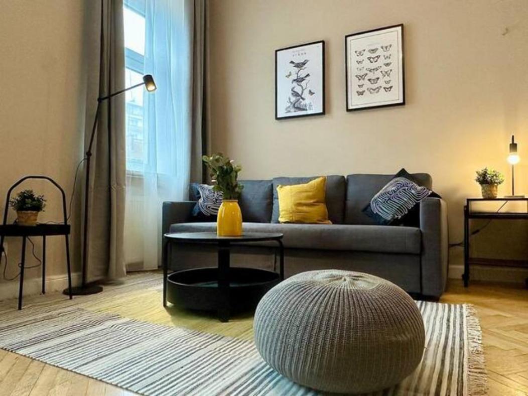 Chic Apartment *
