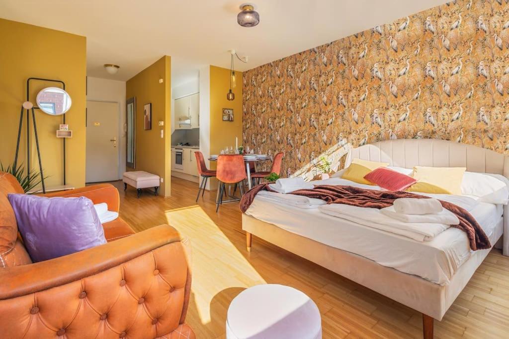 Apartment 2 Seperate Full / 5 Bedroom / Rooftop / Vienna