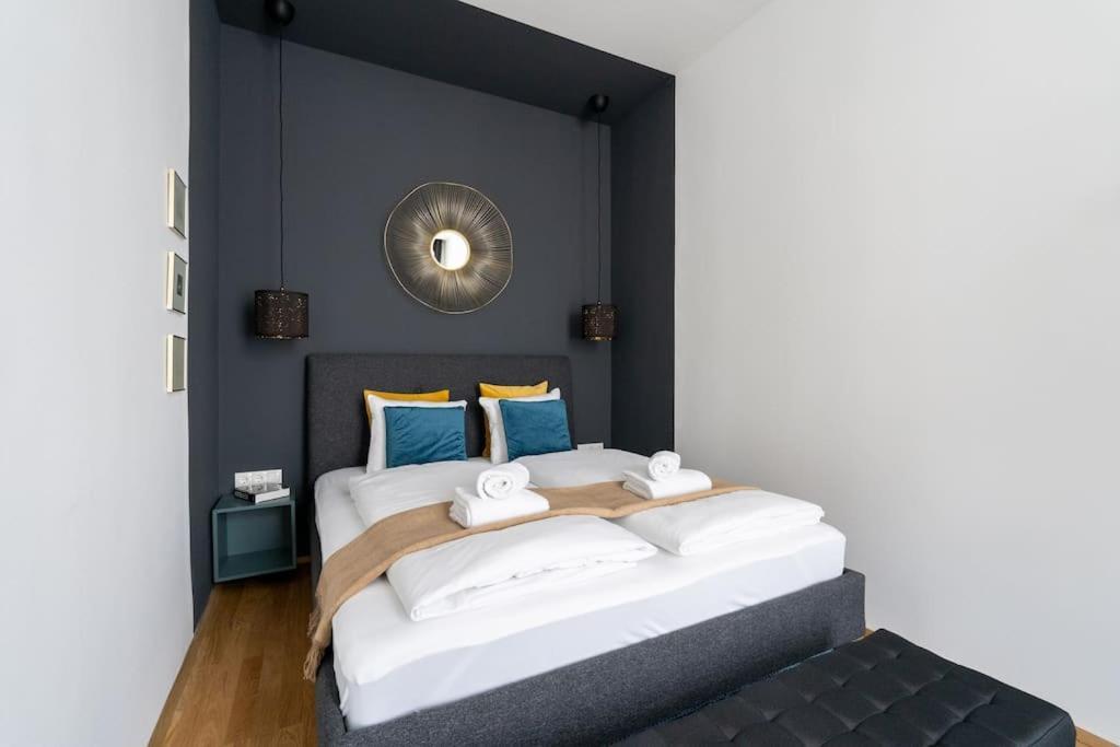 Glam 1br Suite, Easy Path By Hm Appartamento