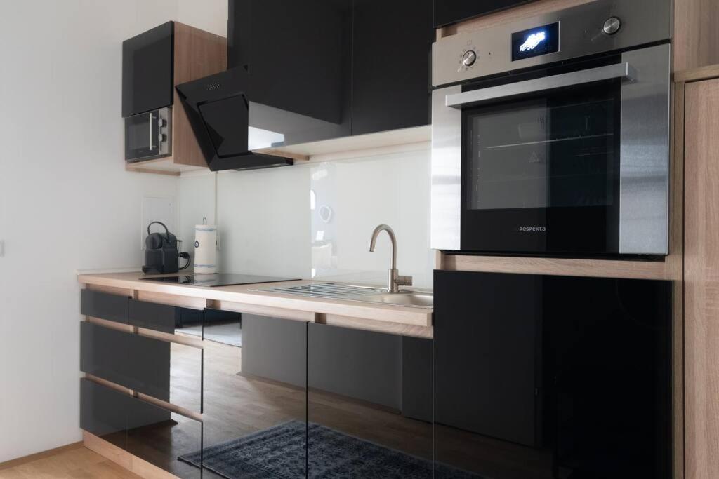 Glam 1br Suite, Easy Path By Hm Vienna