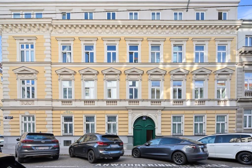 „luxury Loft View“ 4br / Near Centre / Schoenbrun Apartment Vienna